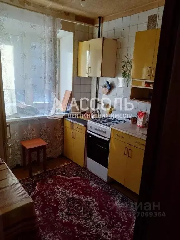 1-к кв. Омская область, Омск ул. Всеволода Иванова, 17 (30.0 м) - Фото 2