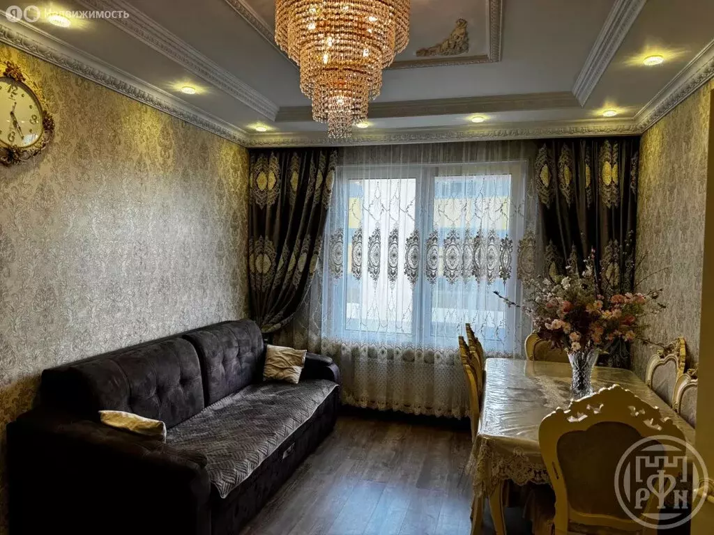 3-комнатная квартира: Санкт-Петербург, Южное шоссе, 45к3 (74.1 м) - Фото 0
