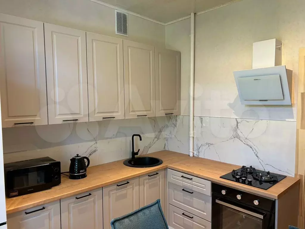 2-к. квартира, 53 м, 3/6 эт. - Фото 0