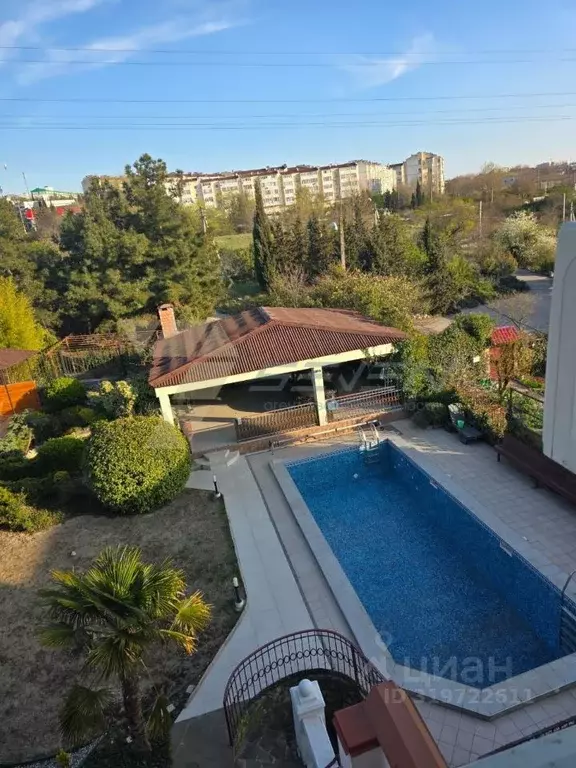 Дом в Севастополь ул. Коралловая, 5 (445 м) - Фото 1