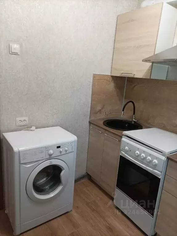 1-к кв. Краснодарский край, Туапсе Деповская ул., 10 (30.0 м) - Фото 2