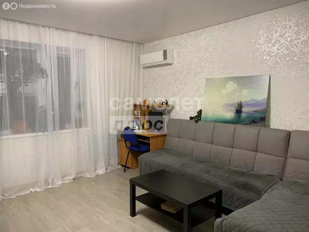 3-комнатная квартира: Нижнекамск, проспект Мира, 40 (65.4 м) - Фото 1