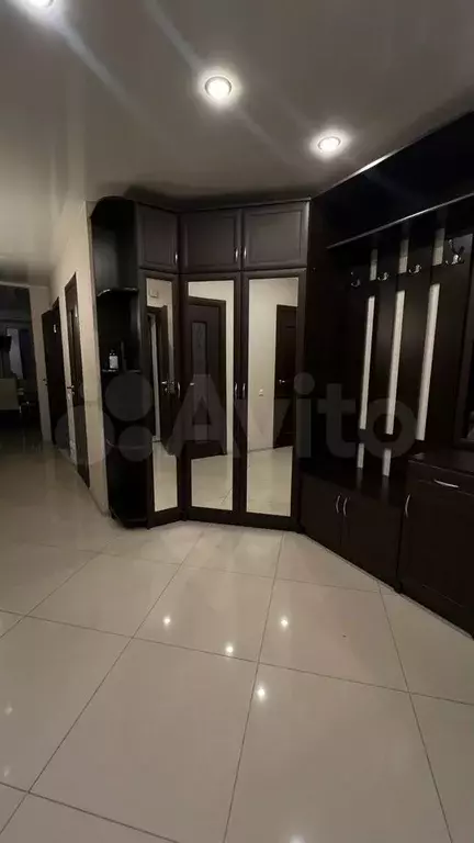 2-к. квартира, 68 м, 6/8 эт. - Фото 1