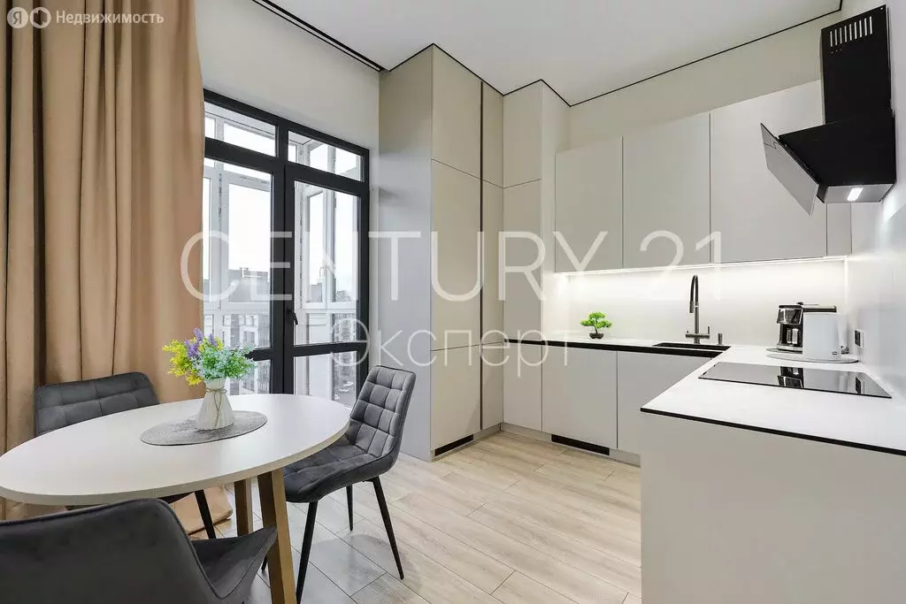 2-комнатная квартира: Калининград, улица Героя России Виталия ... - Фото 1