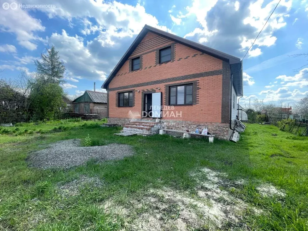 Дом в Новочеркасск, Ягодная улица, 67 (226 м) - Фото 1