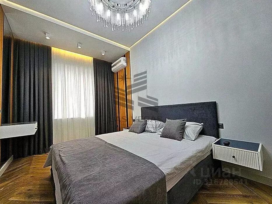 4-к кв. Татарстан, Казань ул. Сибгата Хакима, 15 (170.0 м) - Фото 1