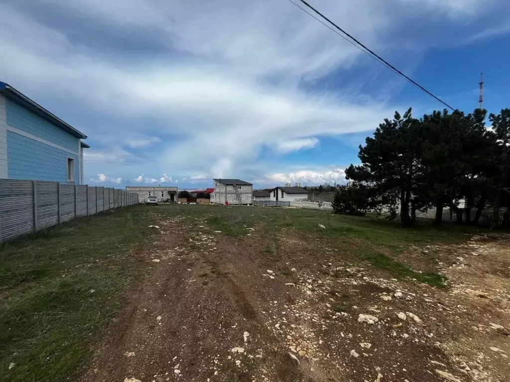 Участок в Севастополь ул. Почетная, 2 (8.0 сот.) - Фото 2
