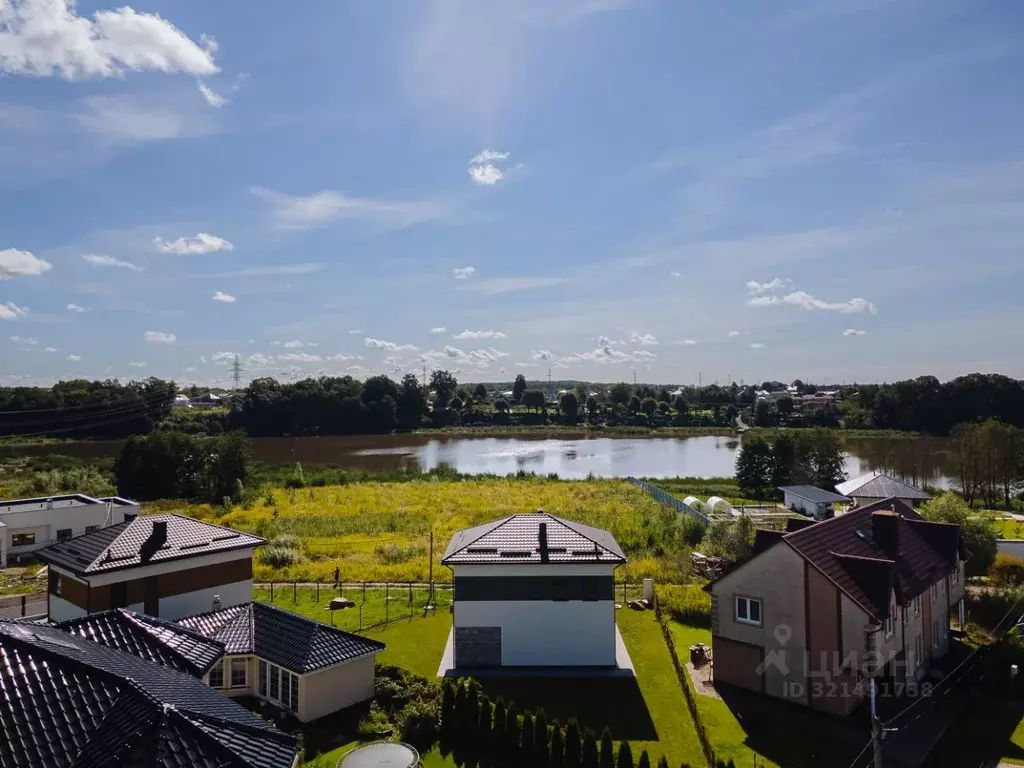 Дом в Калининградская область, Гурьевский муниципальный округ, пос. ... - Фото 1