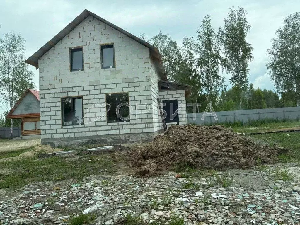 Дом в Тюменская область, Тюменский район Салаирский тракт, 14-й км ... - Фото 0