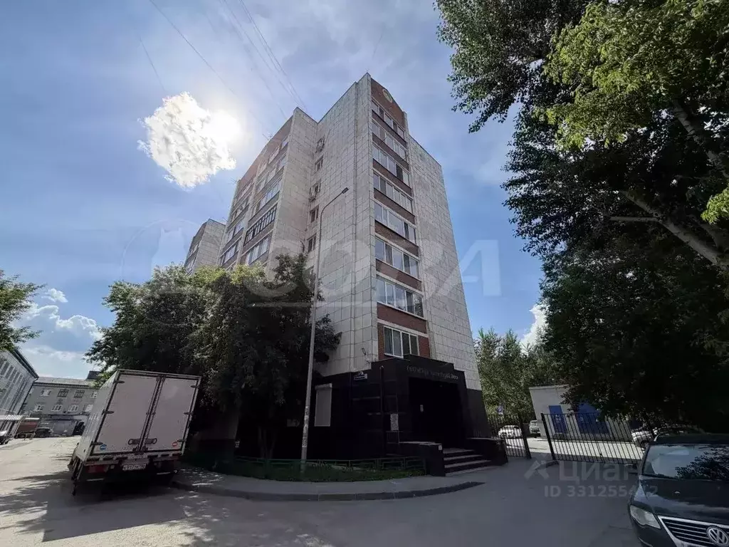 1-к кв. Тюменская область, Тюмень Ялуторовская ул., 27 (34.6 м) - Фото 1