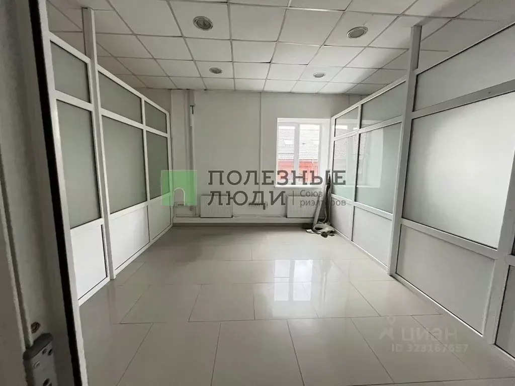 Офис в Астраханская область, Астрахань ул. Фиолетова, 7 (279 м) - Фото 1