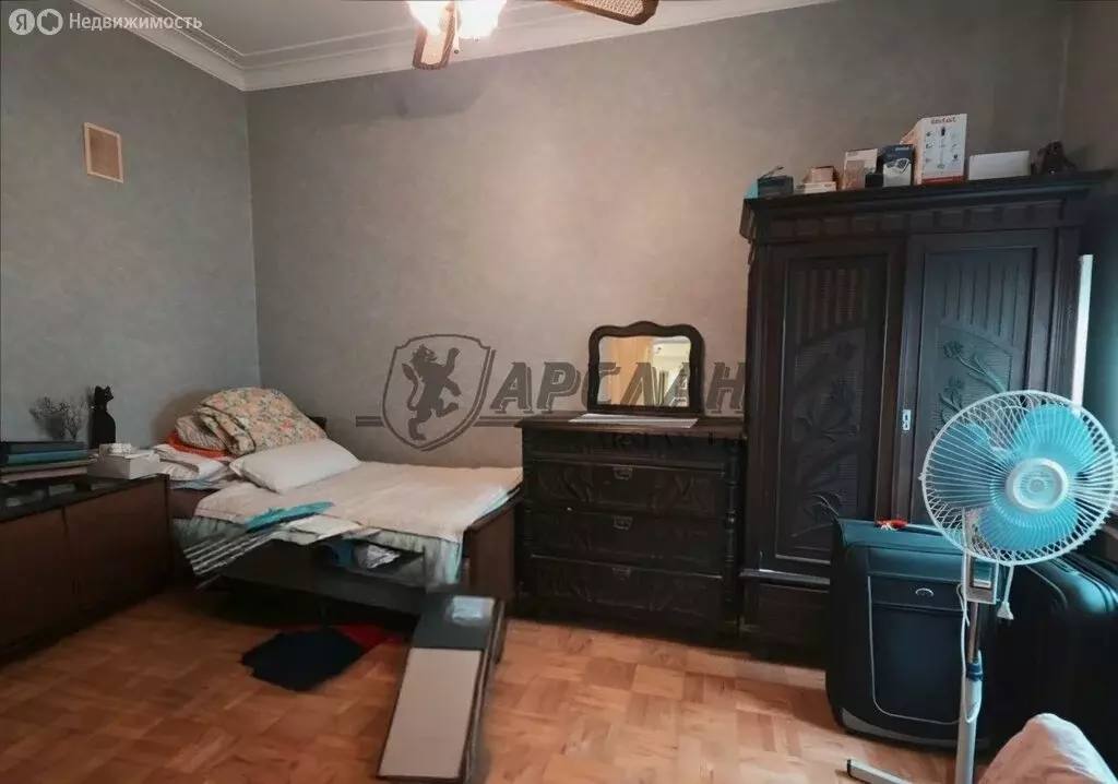 3-комнатная квартира: Казань, улица Гаяза Исхаки, 8 (72.7 м) - Фото 1