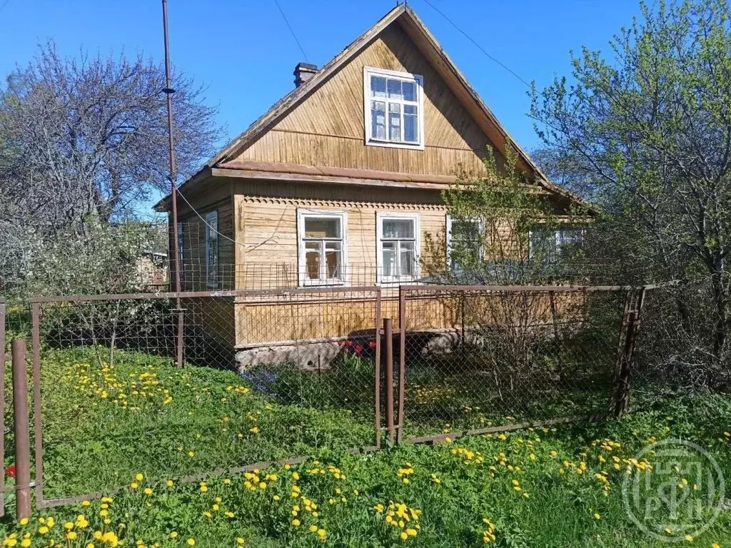 Дом в Ленинградская область, Лужский район, Толмачево городской ... - Фото 1