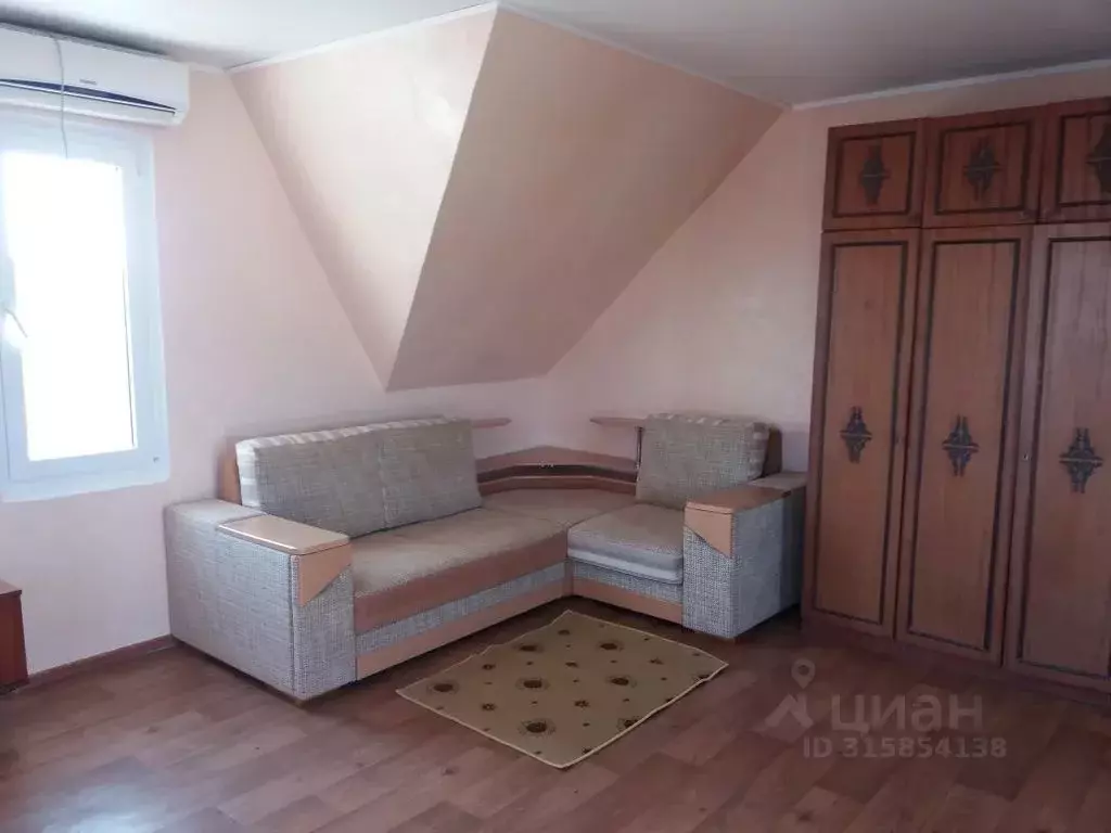 Комната Крым, Сакский район, Новофедоровка пгт ул. Ореховая, 172 - Фото 0