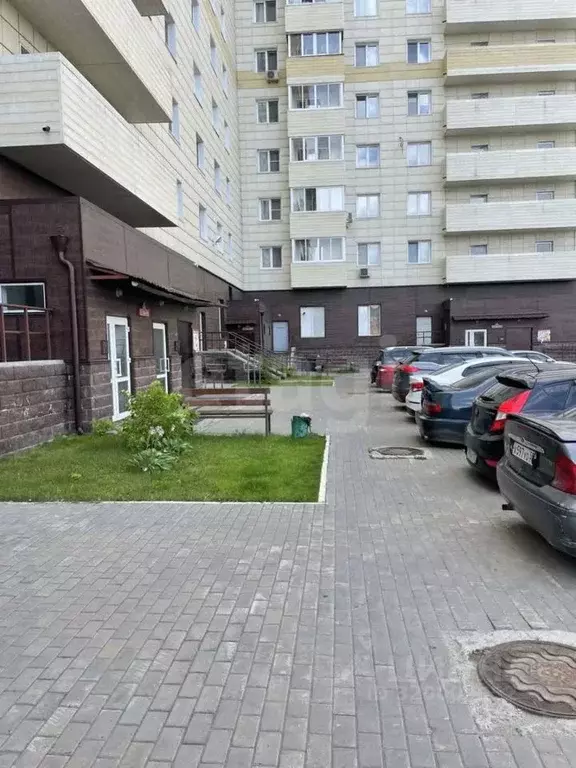 1-к кв. Омская область, Омск ул. Кирова, 51 (32.7 м) - Фото 1