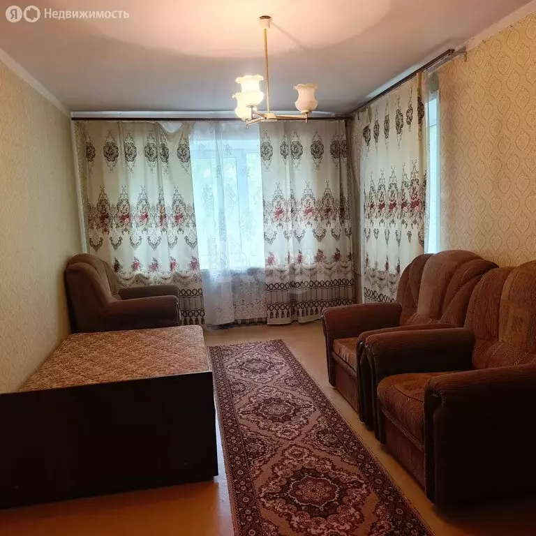 3-комнатная квартира: Малоярославец, улица Кирова, 32А (56.9 м) - Фото 1