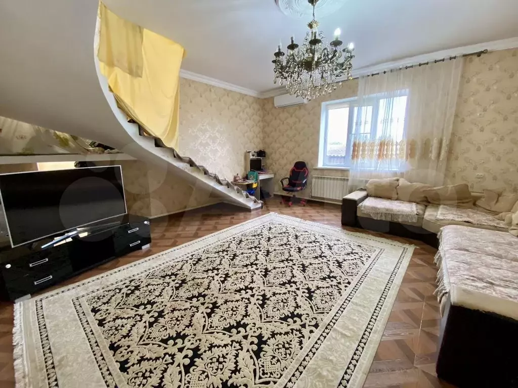 Дом 216 м на участке 4,7 сот. - Фото 0