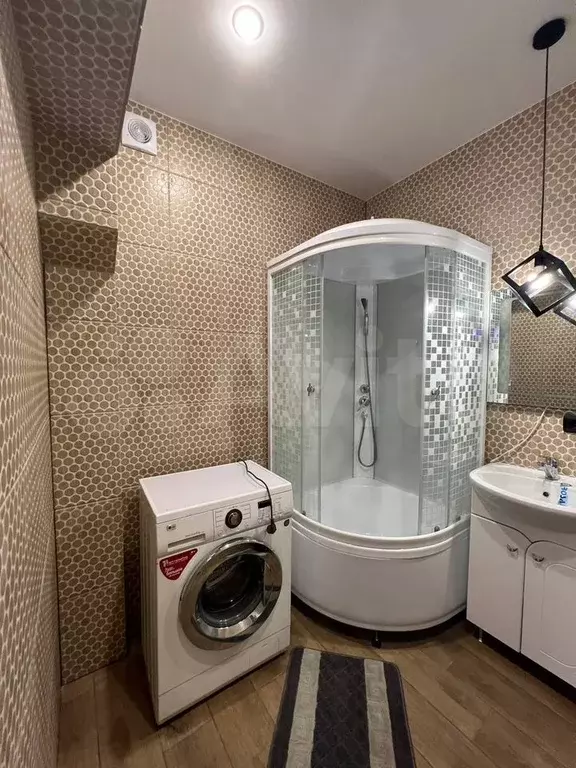 2-к. квартира, 41 м, 1/3 эт. - Фото 1
