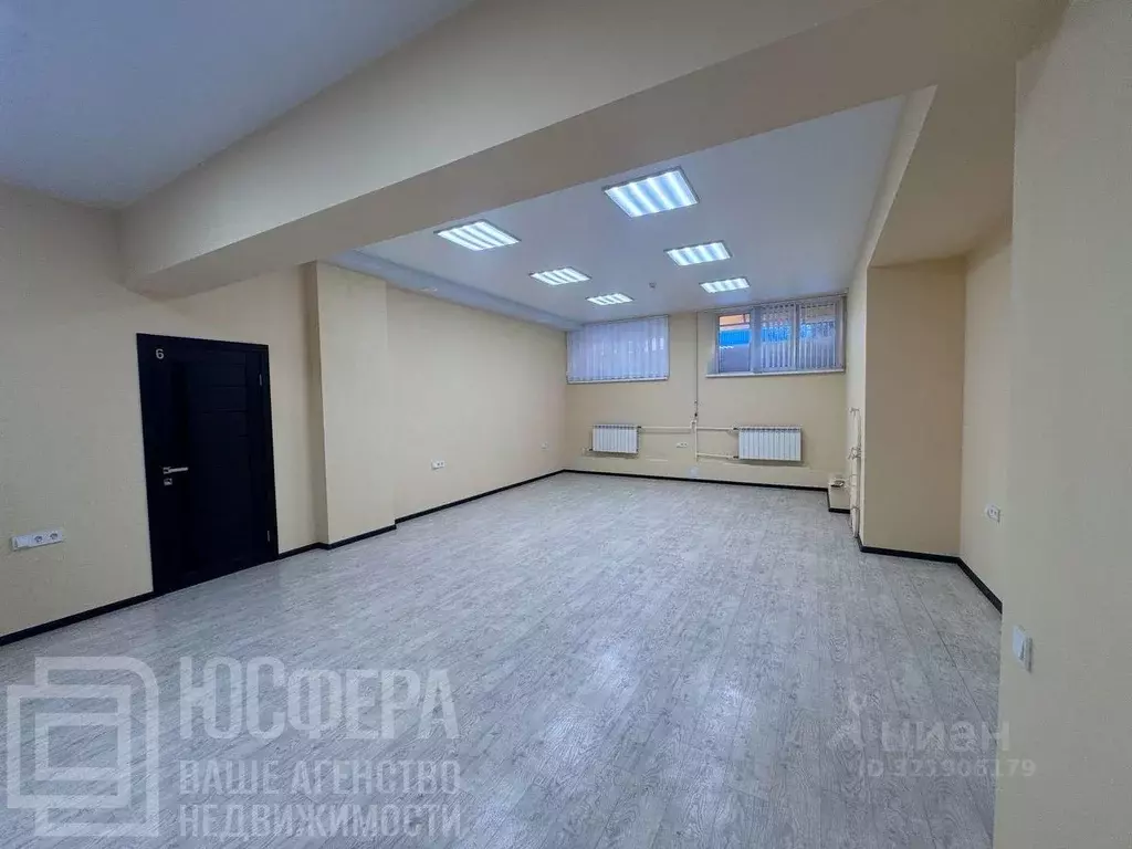 Офис в Волгоградская область, Волгоград Волгодонская ул., 3 (130 м) - Фото 1