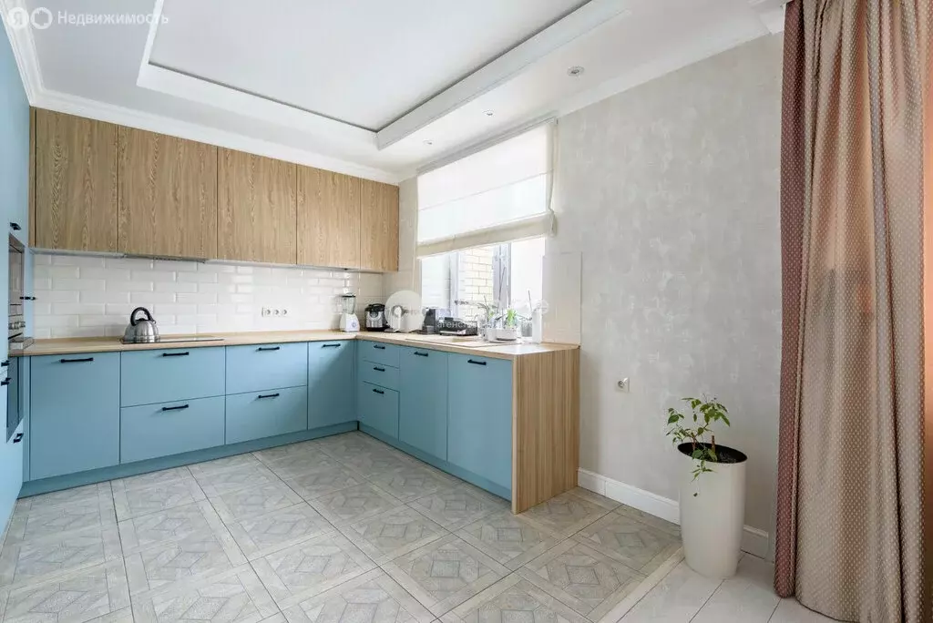 3-комнатная квартира: Казань, улица Баки Урманче, 1 (90.8 м) - Фото 2