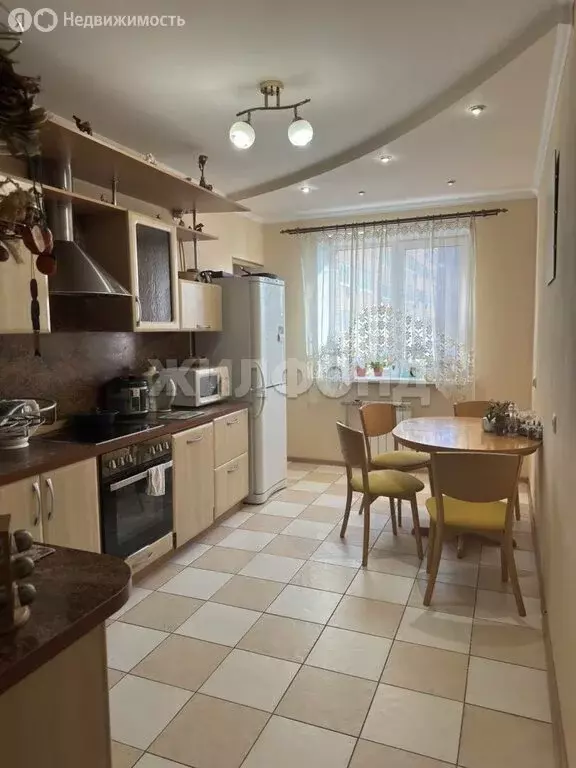 3-комнатная квартира: Тольятти, улица Автостроителей, 84А (103.3 м) - Фото 1