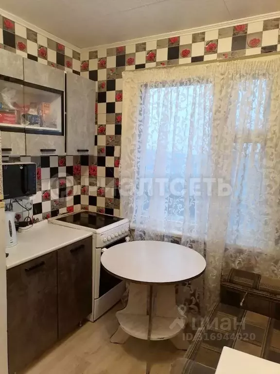 3-к кв. Мурманская область, Мурманск ул. Капитана Орликовой, 55 (53.0 ... - Фото 0