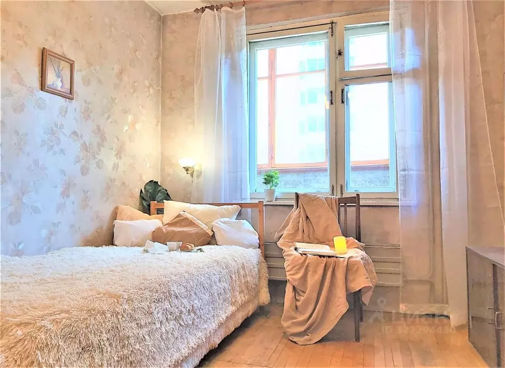 Комната Свердловская область, Екатеринбург ул. Красина, 4 (12.0 м) - Фото 1