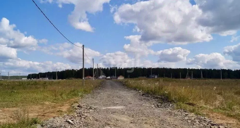 Участок в Свердловская область, Белоярский городской округ, пос. ... - Фото 1