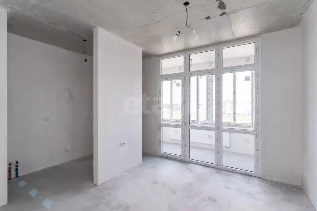 Студия Тюменская область, Тюмень ул. Эльвиры Федоровой, 1 (28.9 м) - Фото 1