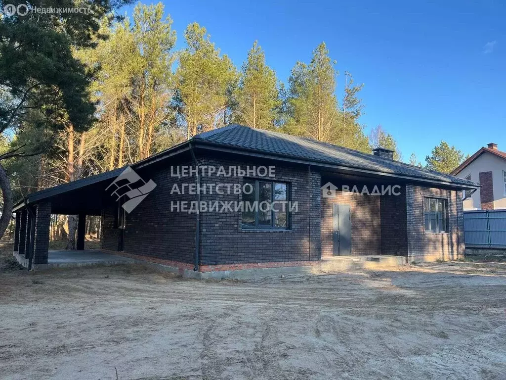 Дом в Полково, Изумрудная улица (163 м) - Фото 1