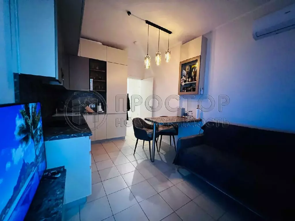 Продается 2-комнатная квартира - Фото 1