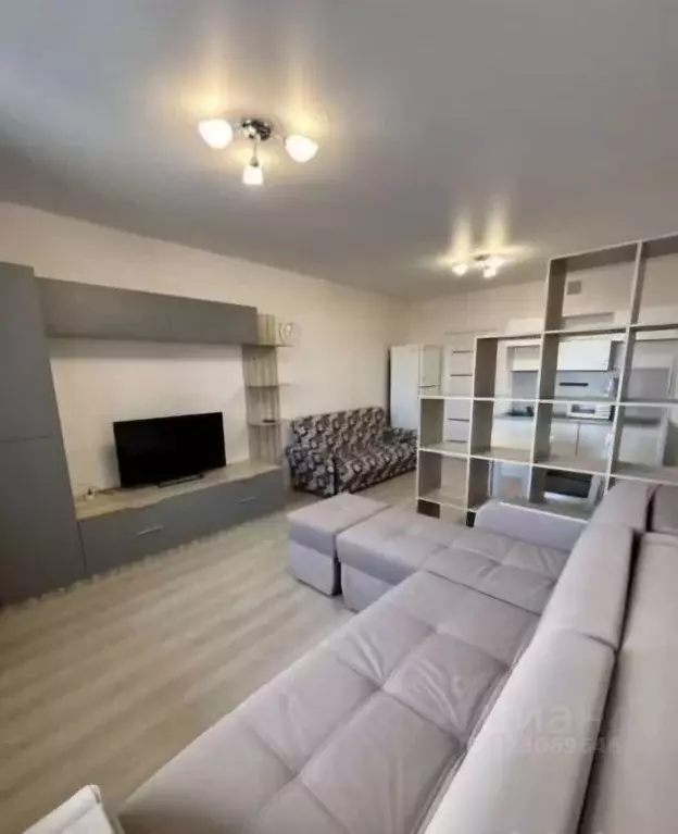 Студия Пермский край, Пермь ул. Карпинского, 49А (30.3 м) - Фото 1