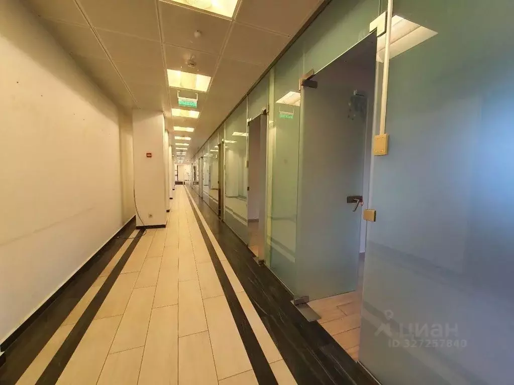 Помещение свободного назначения в Москва ул. Кутузова, 11К2 (150 м) - Фото 1