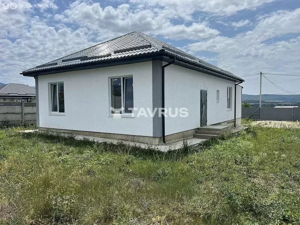 Дом в Добровское сельское поселение, село Заречное (113 м) - Фото 1
