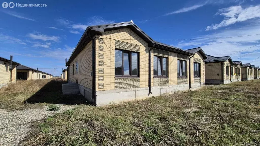 Дом в Михайловск, улица Ишкова (105 м) - Фото 1