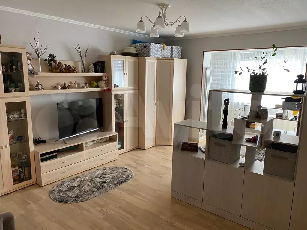 1-к. квартира, 52 м, 2/5 эт. - Фото 0