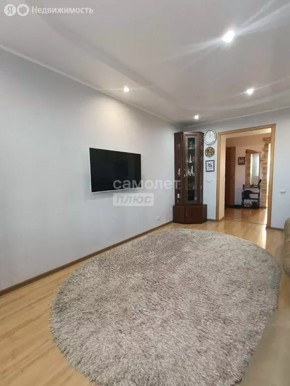 3-комнатная квартира: Ишим, улица Свердлова, 10 (58.8 м) - Фото 2