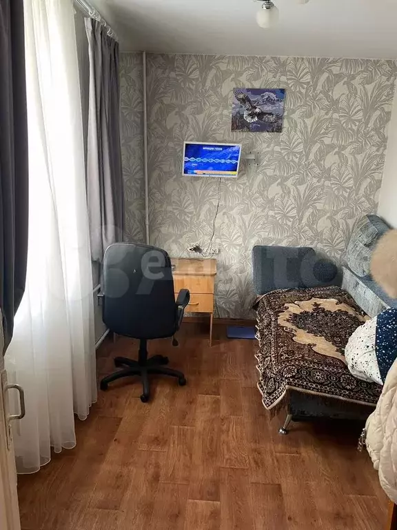 Комната 10 м в 2-к., 3/3 эт. - Фото 0