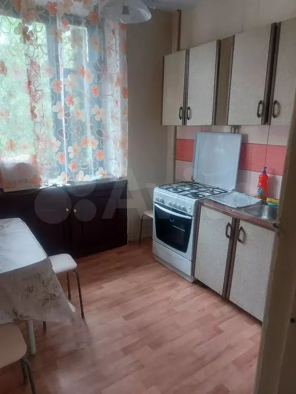 2-к. квартира, 58 м, 2/5 эт. - Фото 1