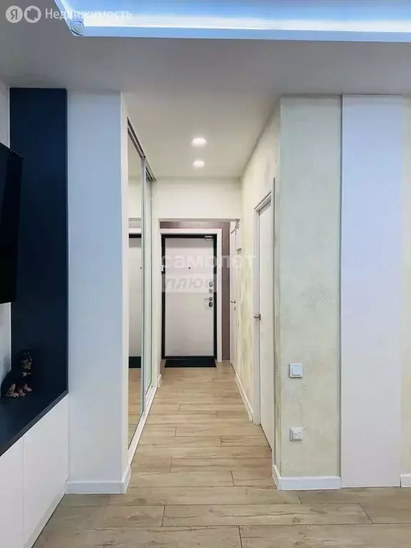 2-комнатная квартира: Иркутск, микрорайон Топкинский, 77/1 (67.4 м) - Фото 2