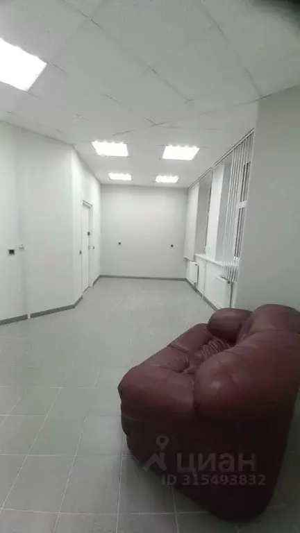 Офис в Санкт-Петербург 13-я Васильевского острова линия, 6-8 (67 м) - Фото 0
