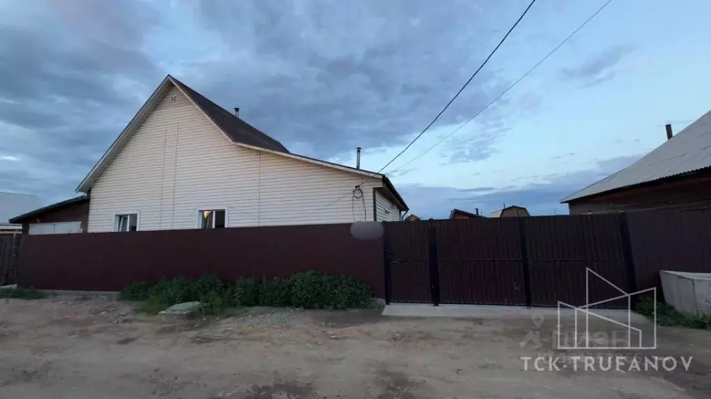 Дом в Бурятия, Иволгинский район, Гурульбинское муниципальное ... - Фото 0