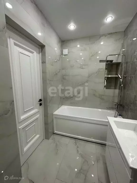Продаётся 1-к квартира, 53 м - Фото 1