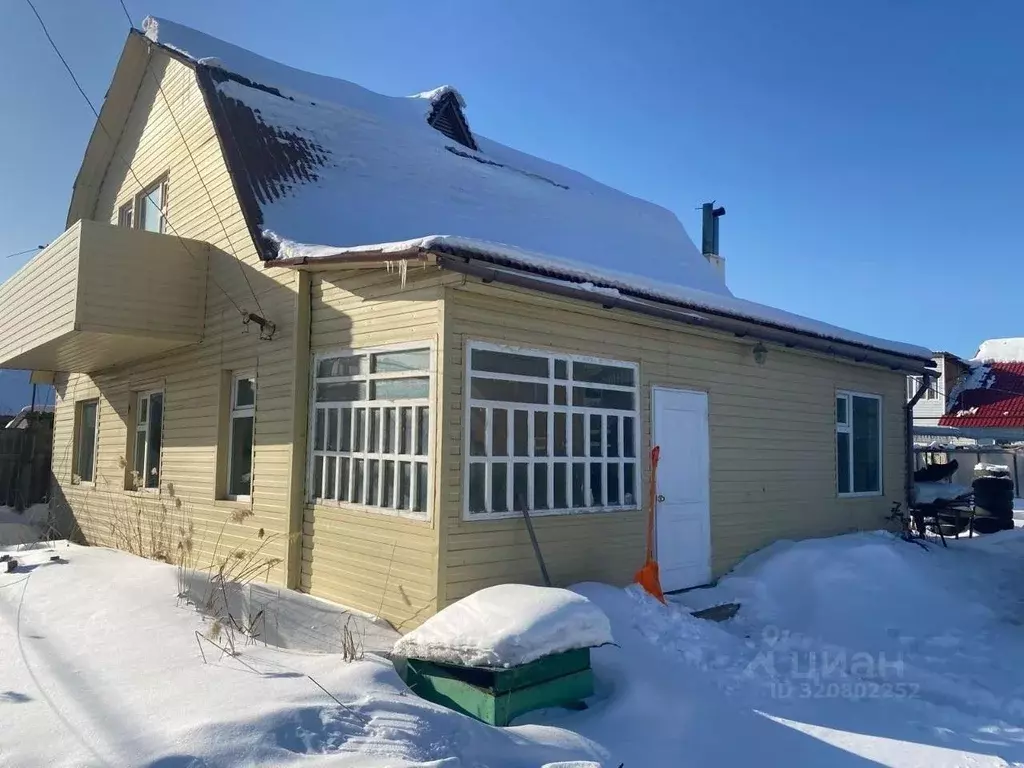 Дом в Саха (Якутия), Якутск ул. Неустроева, 24/1А (70 м) - Фото 1