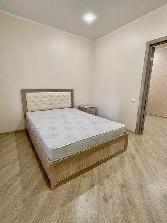 2-к кв. Саратовская область, Саратов Вольская ул., 2Дк2 (60.0 м) - Фото 1