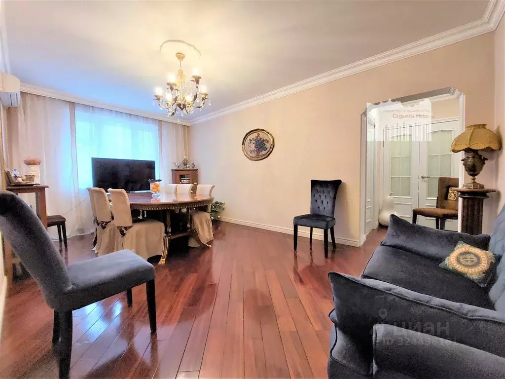 3-к кв. Москва ул. Академика Комарова, 3к2 (76.0 м) - Фото 1