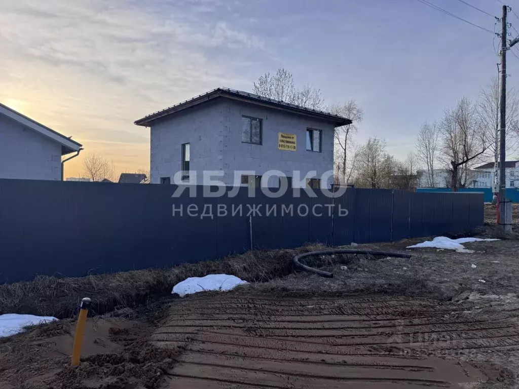 Дом в Пермский край, Усолье Усольский район, ул. Солеваров, 155 (135 ... - Фото 1