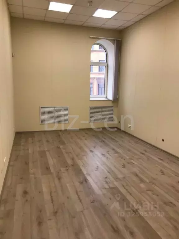 Офис в Санкт-Петербург просп. Бакунина, 5 (27 м) - Фото 1