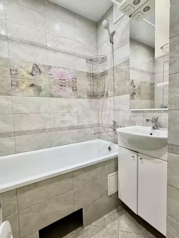1-к. квартира, 36 м, 4/10 эт. - Фото 0