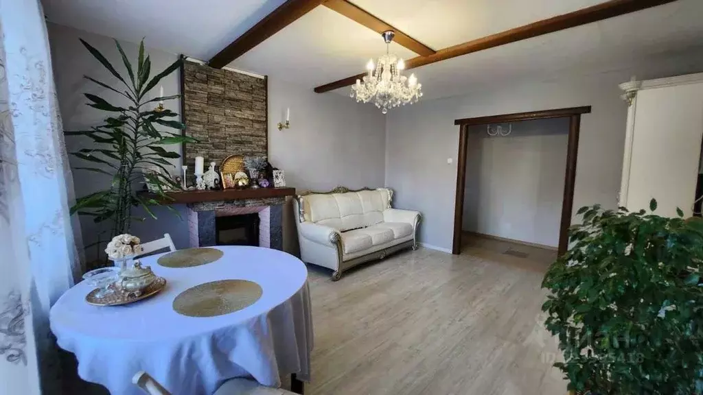 4-к кв. Свердловская область, Полевской Зеленый Бор-1 мкр, 3 (76.1 м) - Фото 1